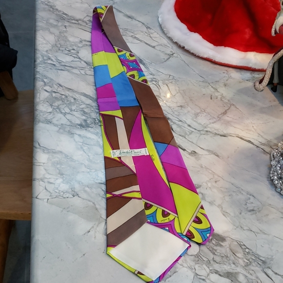 Vintage Emilio Pucci Chartreuse Tie - Picture 8 of 8